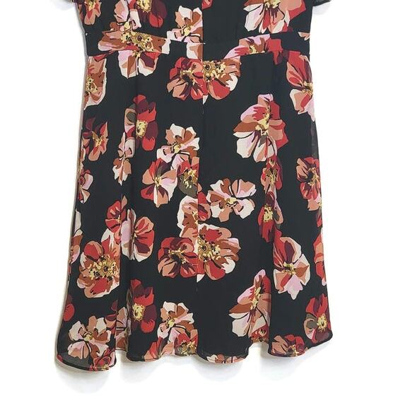 Madewell Black Red Floral Mini Dress V Neck Short Sleeve Fit and Flare Chic 4 - Picture 11 of 16